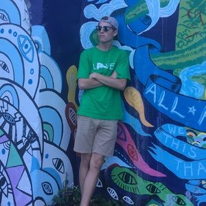 Meet your Posher, Graham